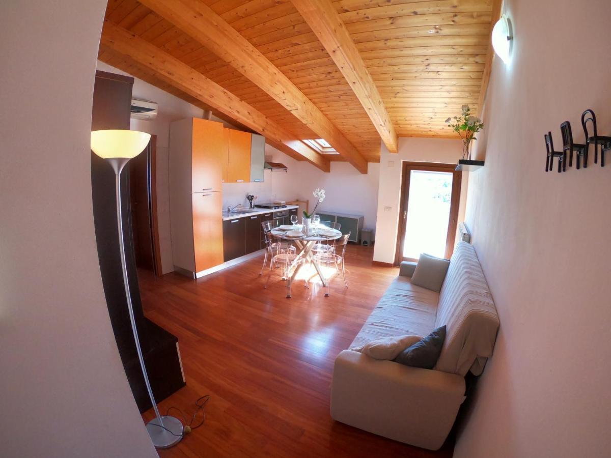Apartamento ATTICO con TERRAZZO, VIA DEL BORGO Montesilvano Marina Exterior foto